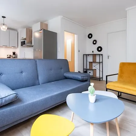 Apartment Renove Pour 6 Avec Parking Villeurbanne