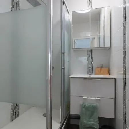 Renove Pour 6 Avec Parking Apartment