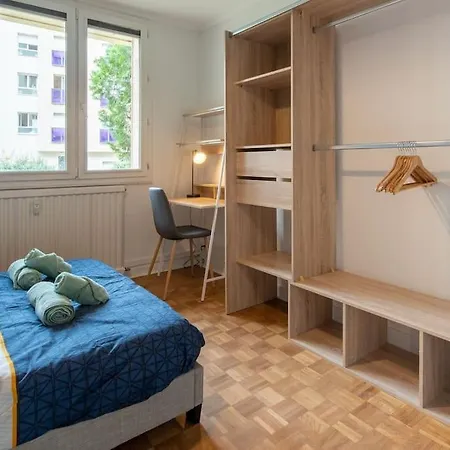 Apartment Renove Pour 6 Avec Parking Villeurbanne